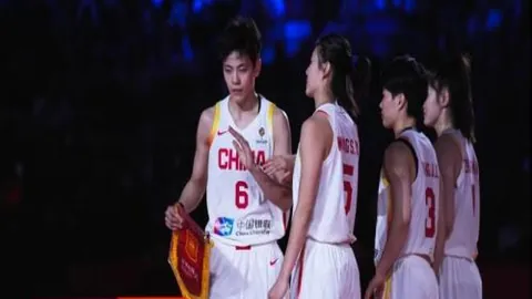 皮克眼中的滕哈赫：卓越教练能否逆转局势？